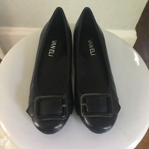 Vaneli solana ballerina buckle flat size 4